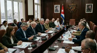 Reunión del Consejo de Ministros de Cuba discutiendo planes económicos en La Habana